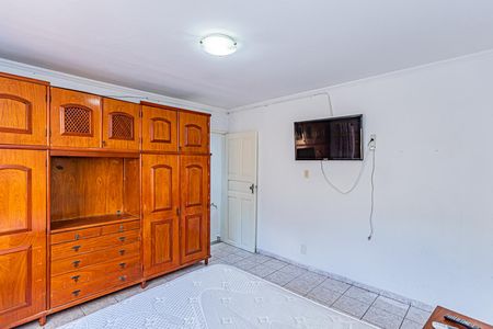 Casa à venda com 120m², 2 quartos e 2 vagas Casa à venda com 120m², 2 quartos e 2 vagasSuite
