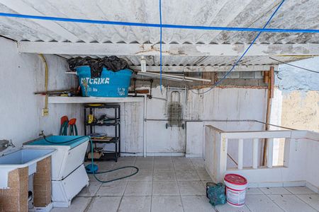 Casa à venda com 120m², 2 quartos e 2 vagas Casa à venda com 120m², 2 quartos e 2 vagasÁrea de Serviço e terraço