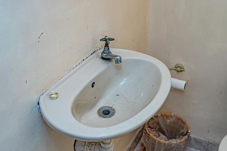 Casa à venda com 120m², 2 quartos e 2 vagas Casa à venda com 120m², 2 quartos e 2 vagasLavabo