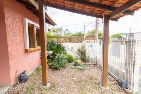 Casa à venda com 73m², 2 quartos e 1 vagaJardim