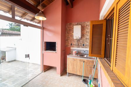 Casa à venda com 73m², 2 quartos e 1 vagaChurrasqueira