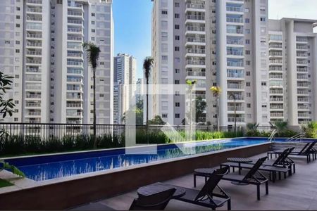 Apartamento à venda com 65m², 2 quartos e 1 vagaÁrea comum - Piscina