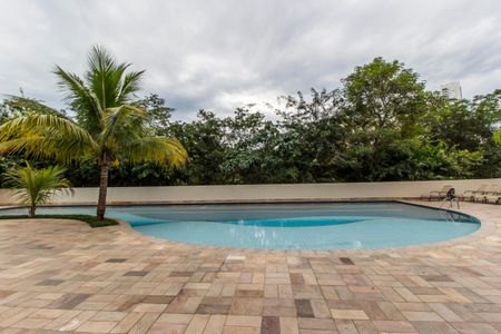 Apartamento à venda com 68m², 3 quartos e 1 vagaPiscina