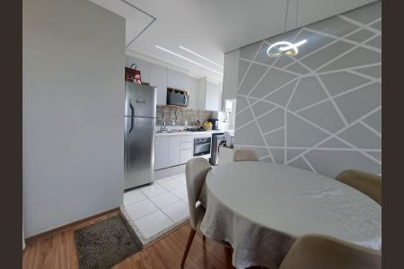 Sala de apartamento para alugar com 2 quartos, 45m² em Piratininga, Osasco