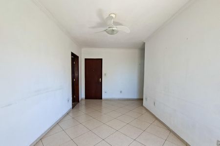 Sala de apartamento para alugar com 1 quarto, 56m² em Guilhermina, Praia Grande