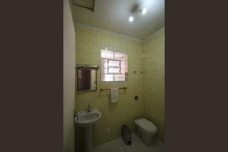 Casa para alugar com 120m², 2 quartos e 1 vagaBanheiro