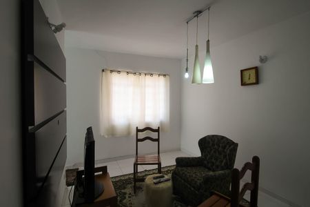 Sala de casa para alugar com 2 quartos, 120m² em Vila Ema, São Paulo