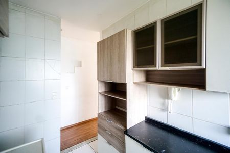 Apartamento à venda com 76m², 3 quartos e 1 vaga Apartamento à venda com 76m², 3 quartos e 1 vagaCozinha