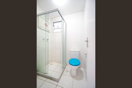 Apartamento à venda com 76m², 3 quartos e 1 vaga Apartamento à venda com 76m², 3 quartos e 1 vagaBanheiro social