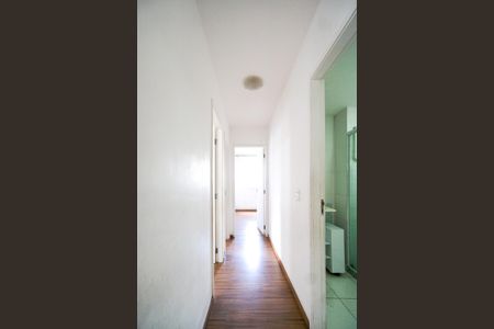 Apartamento à venda com 76m², 3 quartos e 1 vaga Apartamento à venda com 76m², 3 quartos e 1 vagaCorredor dos quartos
