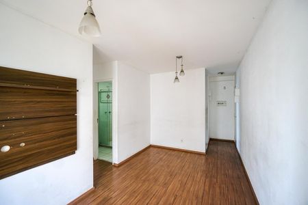 Apartamento à venda com 76m², 3 quartos e 1 vaga Apartamento à venda com 76m², 3 quartos e 1 vagaSala