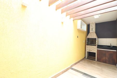 Varanda gourmet de apartamento para alugar com 2 quartos, 80m² em Santa Mônica, Uberlândia