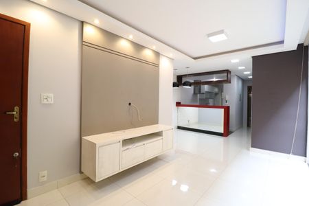Sala de apartamento para alugar com 2 quartos, 80m² em Santa Mônica, Uberlândia