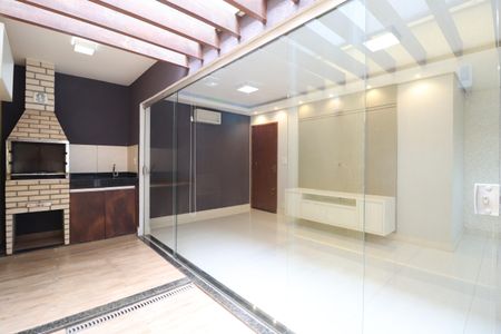 Apartamento para alugar com 80m², 2 quartos e 2 vagasVaranda gourmet