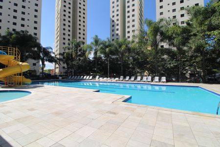 Apartamento à venda com 55m², 2 quartos e 1 vagaPiscina