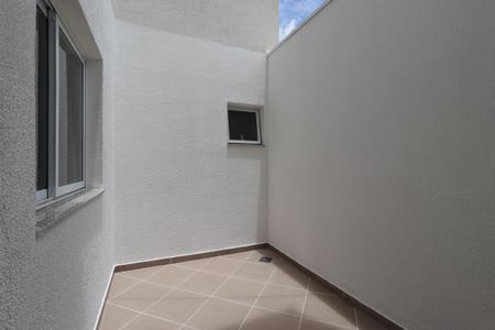 Apartamento para alugar com 38m², 2 quartos e 1 vagaÁrea de Serviço