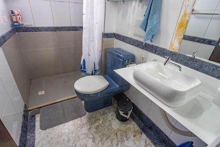 Apartamento para alugar com 94m², 3 quartos e 1 vaga Apartamento para alugar com 94m², 3 quartos e 1 vagaBanheiro da Suíte 1