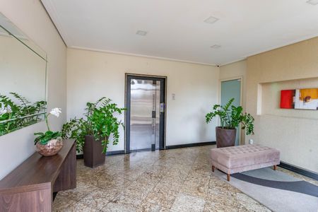 Apartamento para alugar com 94m², 3 quartos e 1 vaga Apartamento para alugar com 94m², 3 quartos e 1 vagaHall social