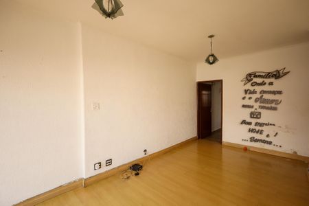 Casa à venda com 100m², 2 quartos e 3 vagasSala de estar