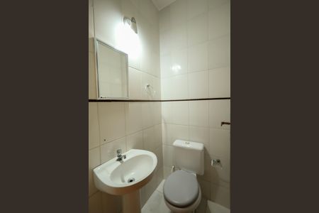 Casa à venda com 100m², 2 quartos e 3 vagasLavabo