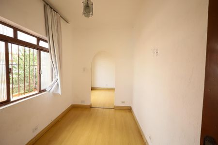Sala de estar de casa à venda com 2 quartos, 100m² em Jardim Consorcio, São Paulo