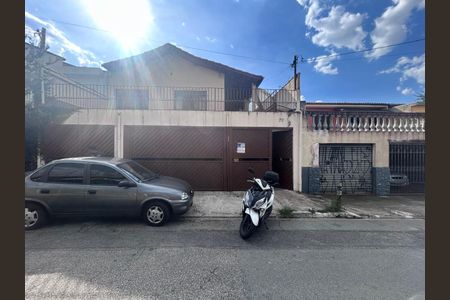 Casa à venda com 100m², 2 quartos e 3 vagasFachada