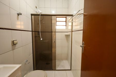 Casa à venda com 100m², 2 quartos e 3 vagasBanheiro Social