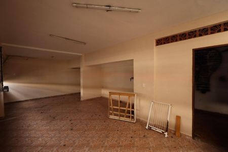 Casa à venda com 100m², 2 quartos e 3 vagasGaragem