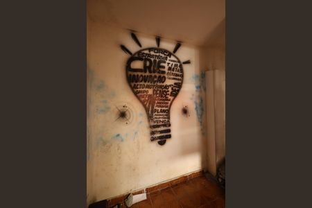 Casa à venda com 100m², 2 quartos e 3 vagasQuarto de Serviço garagem