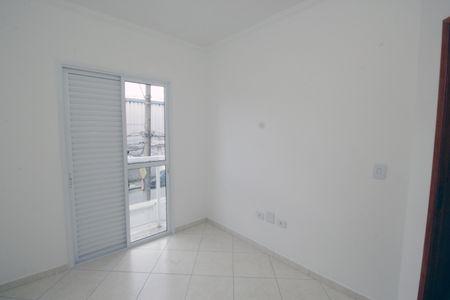 Quarto 1 de apartamento para alugar com 2 quartos, 38m² em Jardim Ocara, Santo André