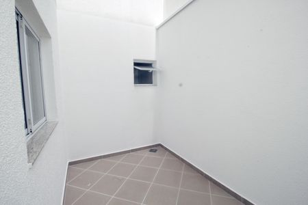 Apartamento para alugar com 38m², 2 quartos e 1 vagaÁrea de Serviço