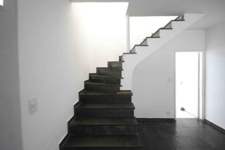 Casa para alugar com 160m², 2 quartos e 2 vagas