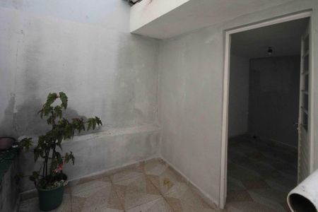 Casa para alugar com 160m², 2 quartos e 2 vagas