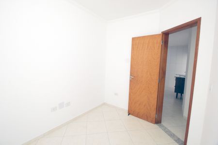 Quarto 1 de apartamento para alugar com 2 quartos, 38m² em Jardim Ocara, Santo André