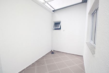 Apartamento para alugar com 38m², 2 quartos e 1 vagaÁrea de Serviço