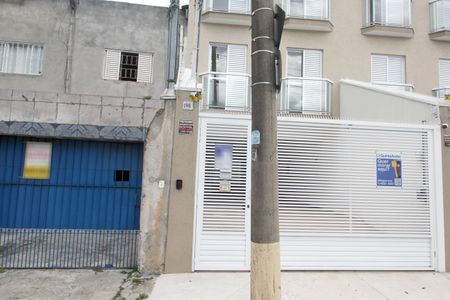 Apartamento para alugar com 38m², 2 quartos e 1 vagaPlaca instalada em 16/01/2026 com o código YZUS-232