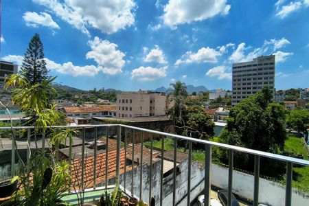 Apartamento para alugar com 61m², 2 quartos e 1 vagaVaranda