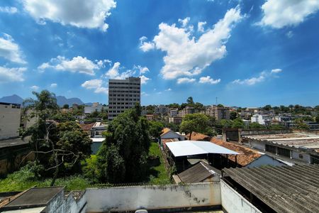 Apartamento para alugar com 61m², 2 quartos e 1 vagaVista 