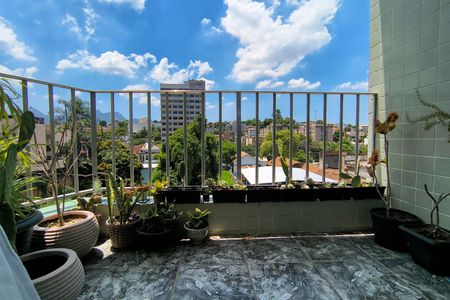 Apartamento para alugar com 61m², 2 quartos e 1 vagaVaranda