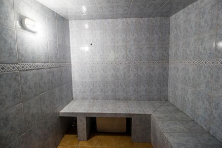Casa de condomínio para alugar com 10230m², 5 quartos e 3 vagasSaúna