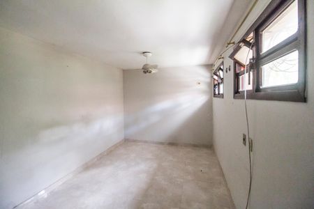 Casa de condomínio para alugar com 10230m², 5 quartos e 3 vagasSala 