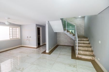 Casa de condomínio para alugar com 10230m², 5 quartos e 3 vagasSala 