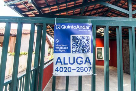 Casa de condomínio para alugar com 10230m², 5 quartos e 3 vagasVista da Rua