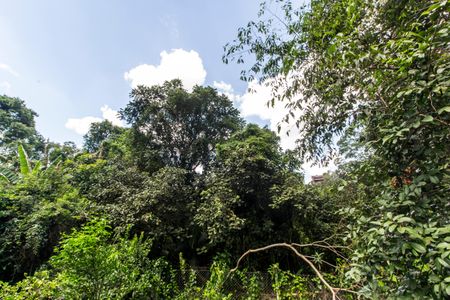 Casa de condomínio para alugar com 10230m², 5 quartos e 3 vagasVista