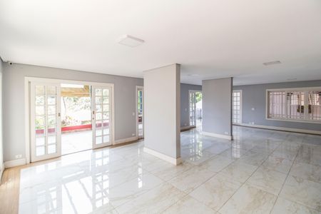 Sala  de apartamento para alugar com 3 quartos, 20220m² em Chacara Santa Lucia dos Ypes, Carapicuíba