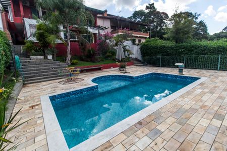 Casa de condomínio para alugar com 10230m², 5 quartos e 3 vagasPiscina