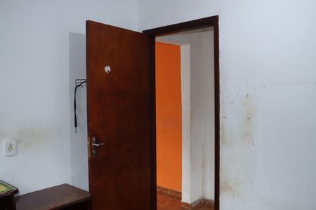 Casa para alugar com 2 quartos, 100m² em Jardim Santa Rosa, Embu das Artes