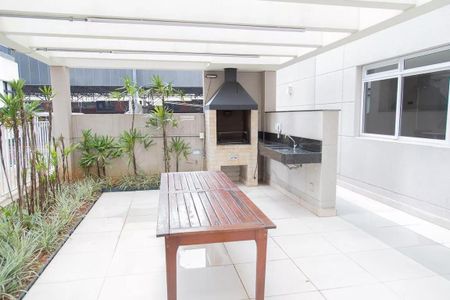 Apartamento à venda com 65m², 2 quartos e 1 vagaÁrea comum - Churrasqueira