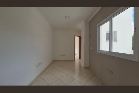 Sala de apartamento para alugar com 2 quartos, 69m² em Jardim Ocara, Santo André
