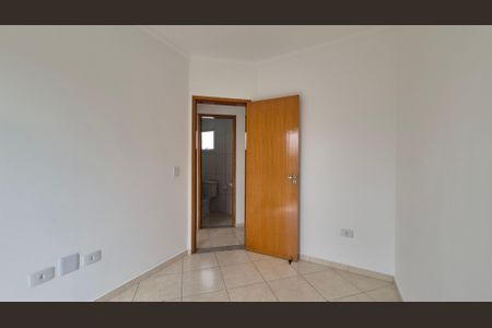 Quarto de apartamento para alugar com 2 quartos, 69m² em Jardim Ocara, Santo André